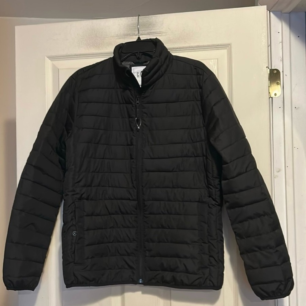 Gap Black Lightweight Puffer Jacket Size Medium